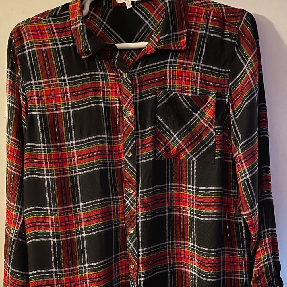Maurices Women’s Plus Christmas Plaid Button Shirt size 2X